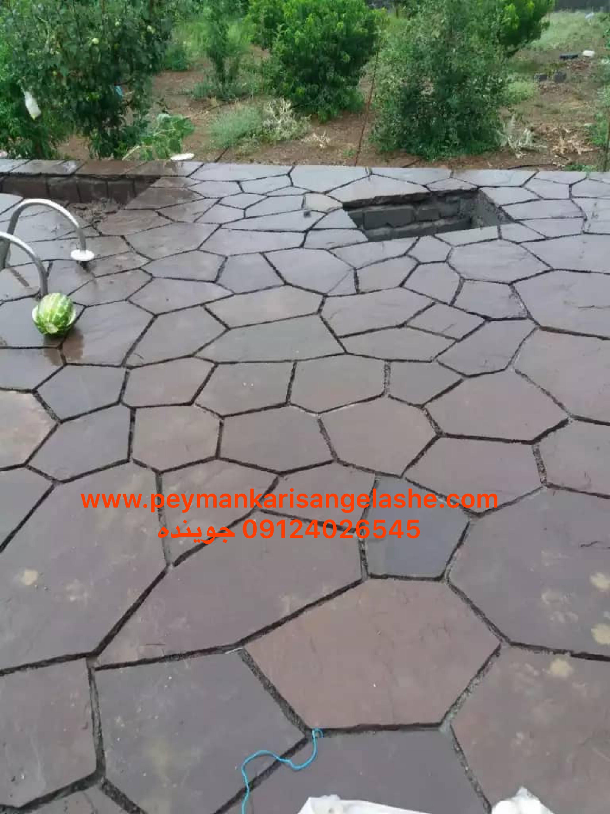 اجرای محوطه سازی نصب سنگ لاشه 